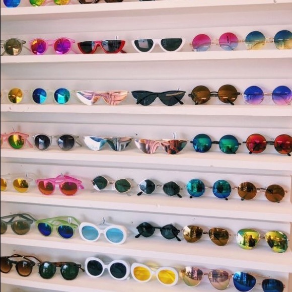 Spring Summer Mystery Box - Picture 5 of 11